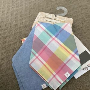 COPY - Dog bandanas from Tommy Bahama
